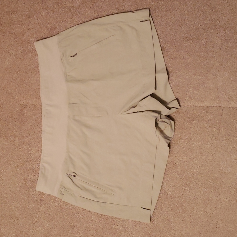 Athleta Women's Treekie North Shorts